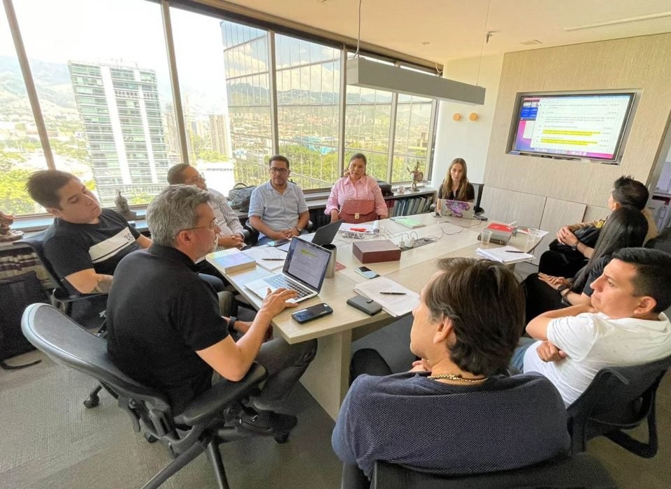 imgi_372_WhatsApp-Image-2024-08-17-at-12.35.54-PM-2